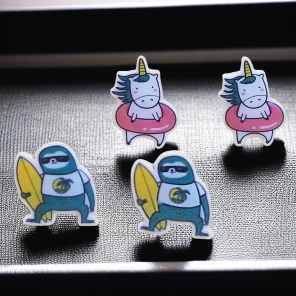 Choose Your Vibe: Unicorn or Sloth Beach Bum Stud Earrings!🦄🦥 NWT Studs